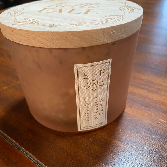 NEW Sand + Fog Pumpkin Harvest Soy Wax Blend w/Essential Oils 2 Wick Candle 12oz - Picture 5 of 7